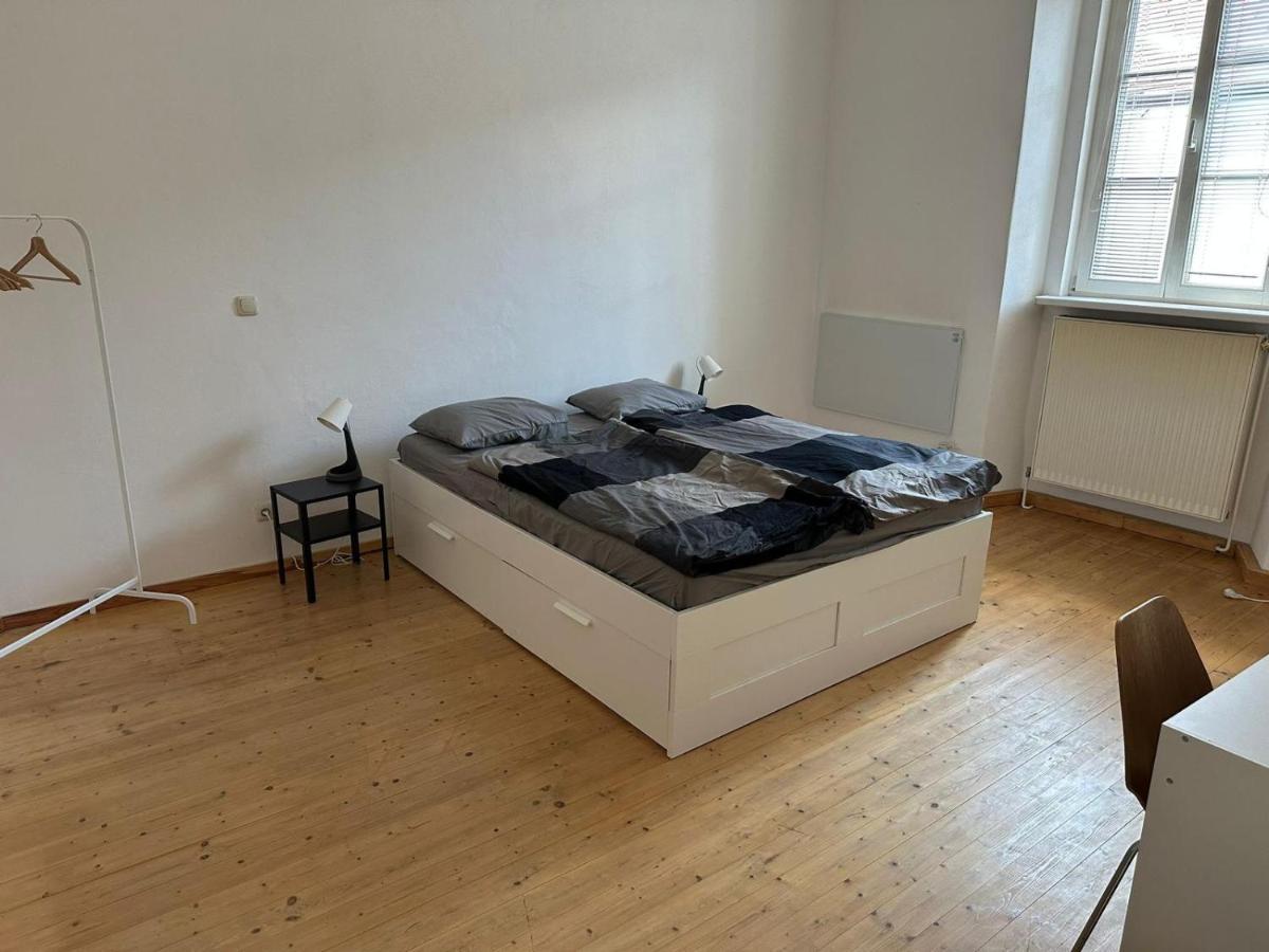 Central Plaza Family Apartment 2 Bedroom Bruckneudorf Buitenkant foto